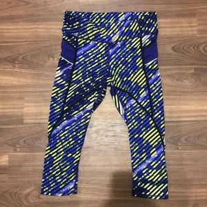 Athleta size small crop leggings